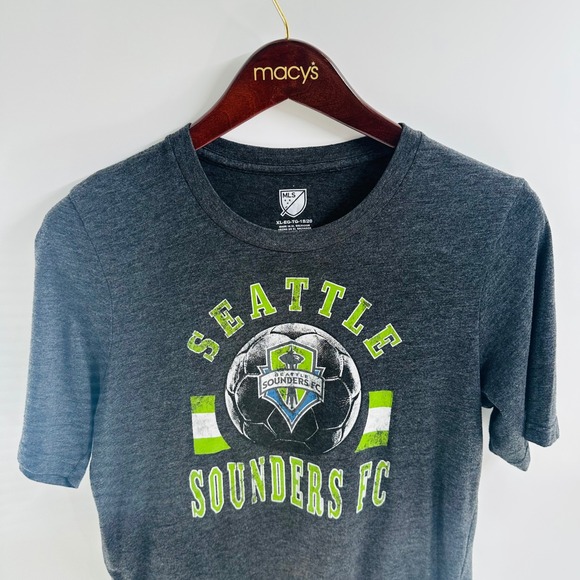Seattle Sounders FC Graphic T-Shirt MLS Soccer Tee XL 18/20 - Picture 1 of 8